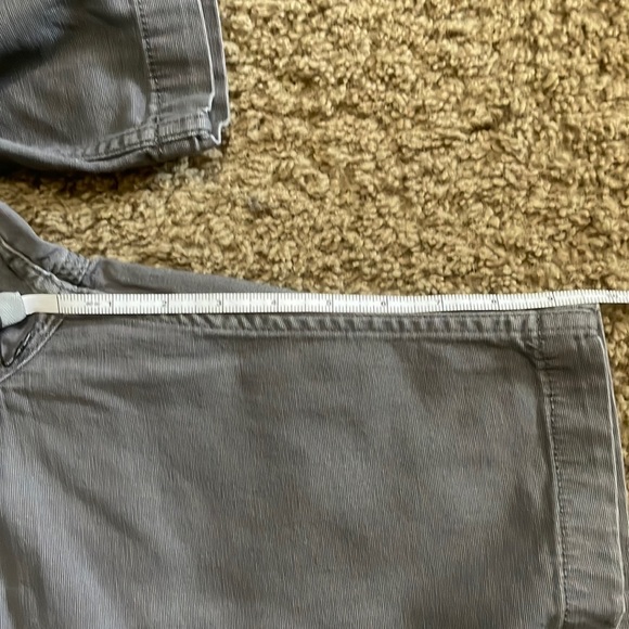 Men’s Carhartt gray carpenter utility work shorts Sz 38 - Picture 11 of 16